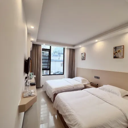 Daxin Shiyue Homestay