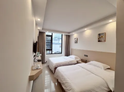 Daxin Shiyue Homestay