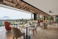 Mercure Cibadak Sukabumi Resort - parking
