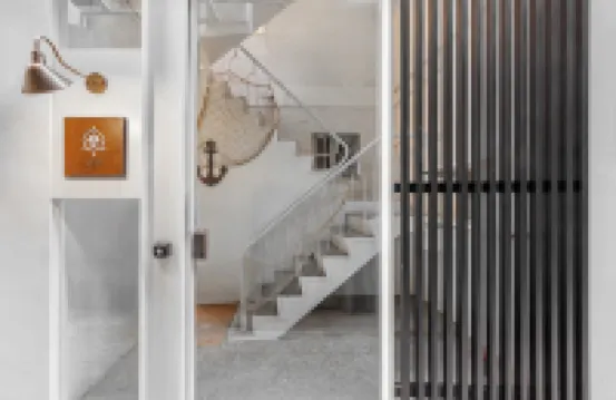 台南友愛有愛智能入住旅店