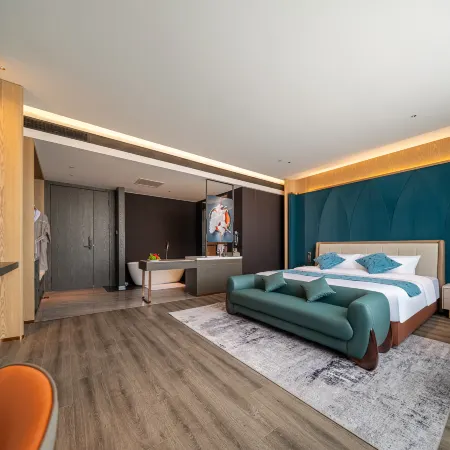 Jifeng International Hotel (Hailun)