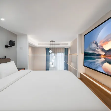 Jun Cheng Loft Apartment (Hangzhou East Railway Station MixC Mall)