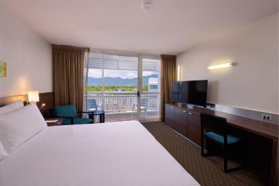 スタンダードルーム ホリデイ・イン ケアンズ ハーバーサイドの写真