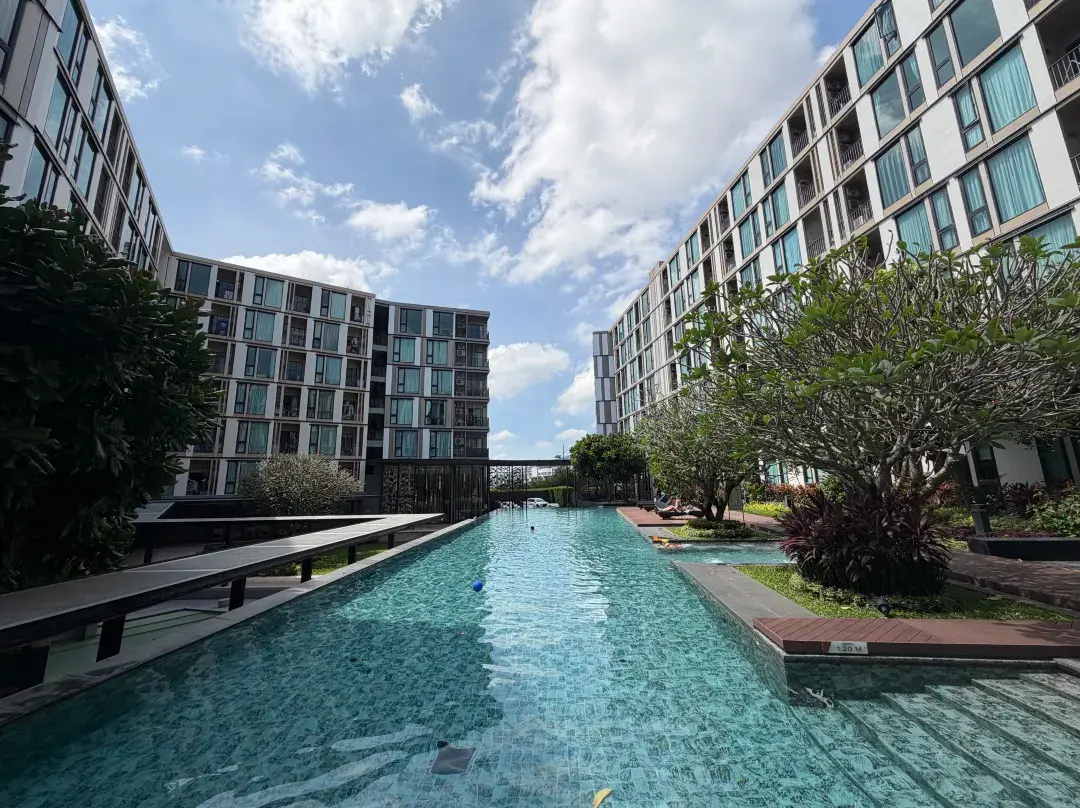 The Base Uptown Phuket - Phuket