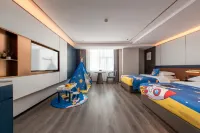 R ROYALSS HOTEL