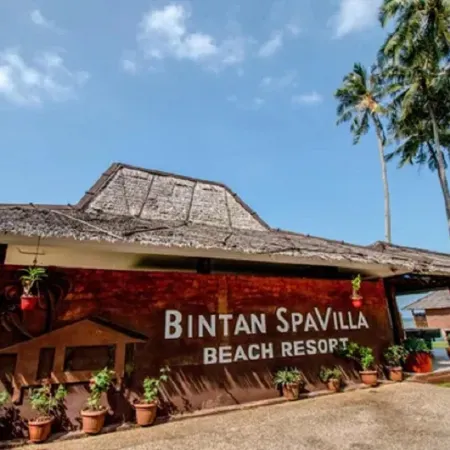 The Spa Villa Bintan Отели рядом с достопримечательностью «Пляж Trikora»