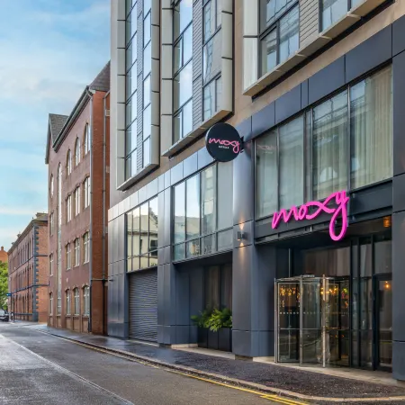 Moxy Belfast City