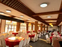 Laiyuan Jukelou Chinese Inn (Baishishan Town) - فطور