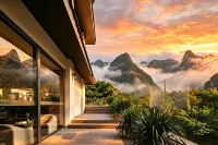 Lijiang Scenery Resort (Yangshuo West Street, Li River Scenic Area)