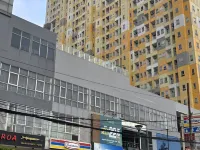 Grand Icon Caman next to Ibis Style Jatibening Hotels near Istana Singgah Kedatun Keagungan di Jati Bening