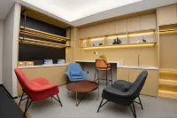 Libo Hotel (Tengzhou Station True Love Mall) - Pysäköinti