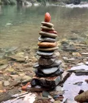 Zhiying · Stream Trekking Family Vacation Apartment