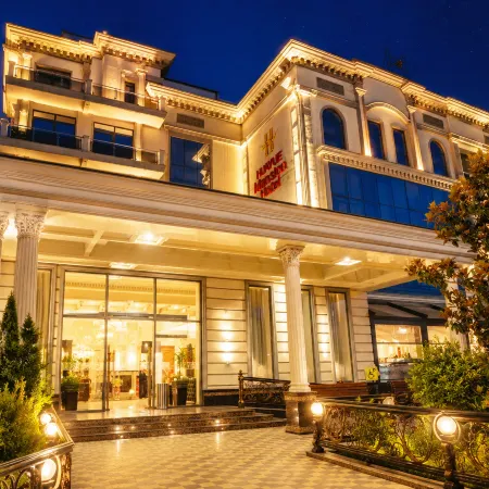 Anxin Huayue International Hotel (Chinatown Hotel at Tashkent International Airport)