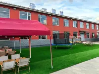 Liuyi Courtyard-Style Hotel (Fengning Bashang Grassland China Horse Town Tourist Resort)