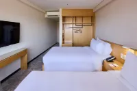 ANA Crowne Plaza RESORT OKINAWA URUMA HILLS by IHG