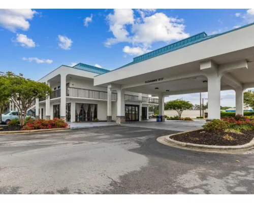 Studio 6 Suites Jacksonville, NC – Camp LeJeune Hotels in Jacksonville