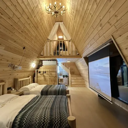 Ergun Shiwei Liangqi Courtyard Homestay