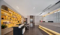 Huaji Hotel - parcheggio