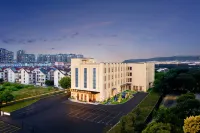 景德鎮陶溪川陶陽新村亞朵見野飯店 - 停車場