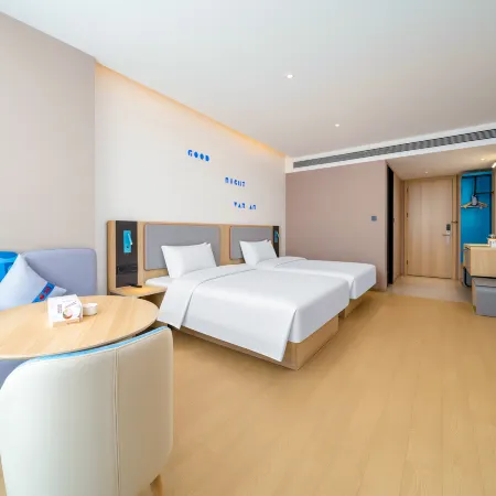Home Inn · neo - Huajin Avenue Nanfeng Department Store, Linyi, Yuncheng
