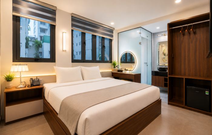 Golden Lunar Hotel - Bui Vien Walking Street, District 1