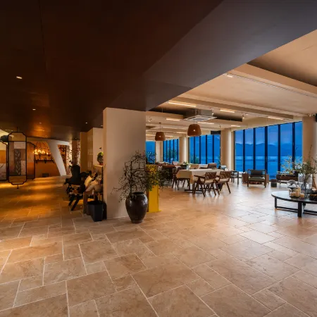 Chunshi · Xitang | Begonia Gallery · Premier Lakeview Holiday Courtyard (Daluoshui, Lugu Lake)