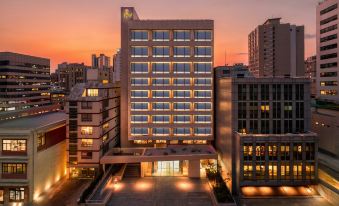 Hotel Tov