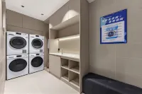 網魚電競飯店（珠海金灣華髮商都店） - 停車場