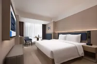 OKDAY Hotel (Yongshun, Xiangxi Autonomous Prefecture) - parking