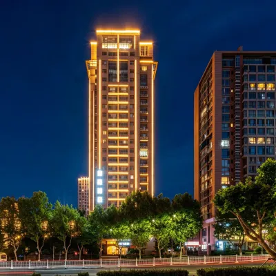 Fillmore Hotel (Qingdao Shilaoren Beach Tong'an Road Subway Station) Hotels near Qingdao Guoxin Sports Center - Football Field