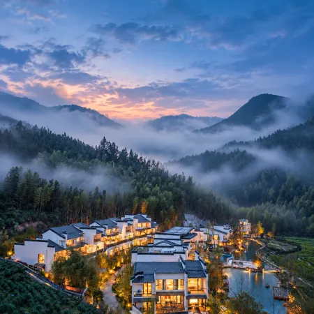 Nomadland Villa Resort