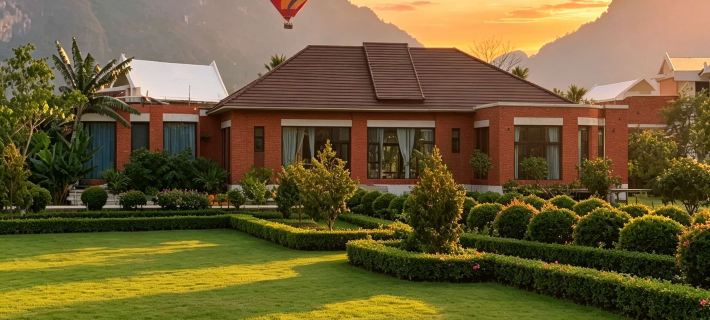 LARNG YAY&nbsp; Riverview Resort Hotel Hotels in Vang Vieng
