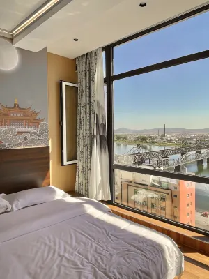 Banjiang Four Seasons Homestay (Yalu River Broken Bridge Scenic Area) - สัตว์เลี้ยง