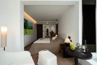 Qianshan·He Art Vintage Space Designer Boutique Residence (Dashuiche, Lijiang Ancient City) - ที่มีบาร์