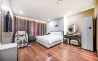 Hotel PIED Suseong - Motels