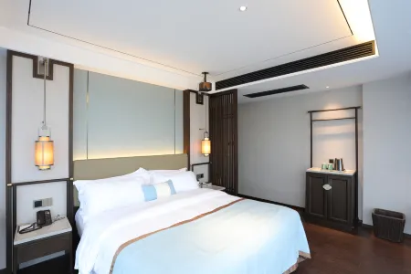 TILL BRIGHT Hotel (Dong'an High-Speed Railway Station) Отели рядом с достопримечательностью «Shude Mountain Villa»