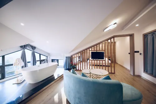 Yixing Ganquan Zimo B&B (Zhanggongdong Scenic Area Branch)