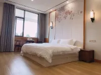Hongyun Linxi Hotel (Xilai Ancient Town)