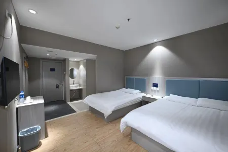 Homeinn Pebble Hotel (Beijing Fuwai Hospital Fuchengmen Subway Station) Отели рядом с достопримечательностью «Beijing Zhuanta Lane»