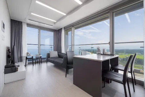 Chonpines Ocean Suites