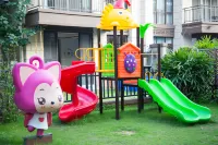 Parent-child Paradise B&B(Foshan Gaoming Luhu Resort) Hotel berhampiran Qingyun Taoist Temple