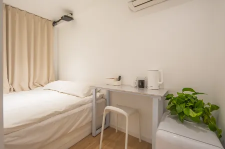 Lotus Tangyuese Homestay (Hengshan Road Branch)