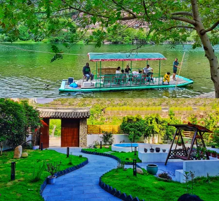 Yongjia Yueting Xushe Homestay Отели рядом с достопримечательностью «Shiwei Peak»