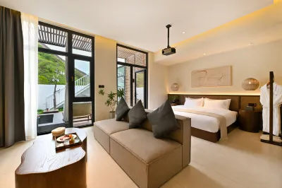Yosemite Suites Hotels near Huayan Mountain