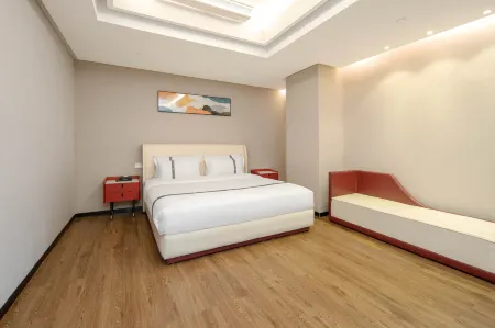 View Hotel (University Sports Center)
