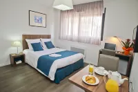 Appart'hôtel Odalys Le Jardin des Lettres Hotels in Tours