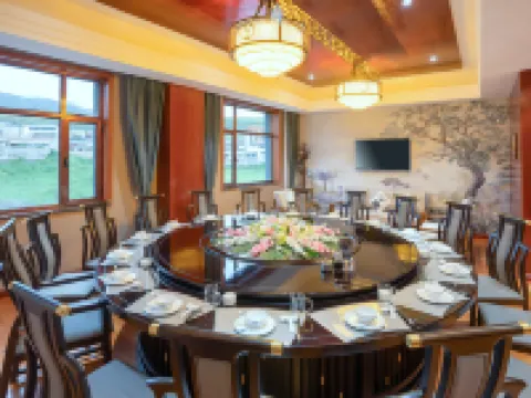 Luqu Tonglumu Hotel Hotel a Luqu