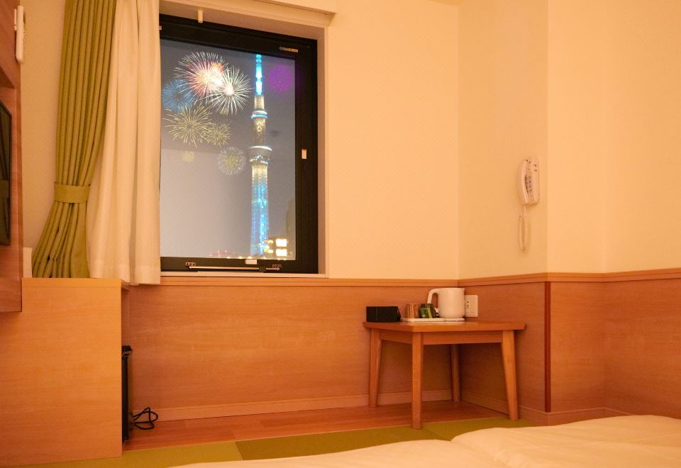 Floral Hotel의 외관 또는 로비 이미지