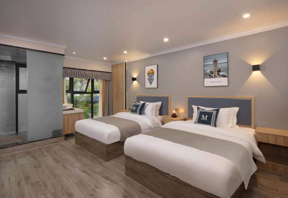 2. 클레이스턴 호텔..