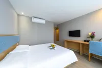 Home Inn (Yangjiang Mojiang Road Municipal Government)